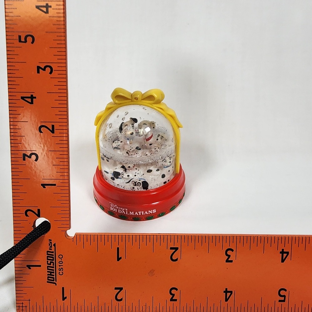 VINTAGE 101 Dalmations 1996 Christmas Snow Flurries Dome Globe McDonald's Toy - Picture 9 of 9